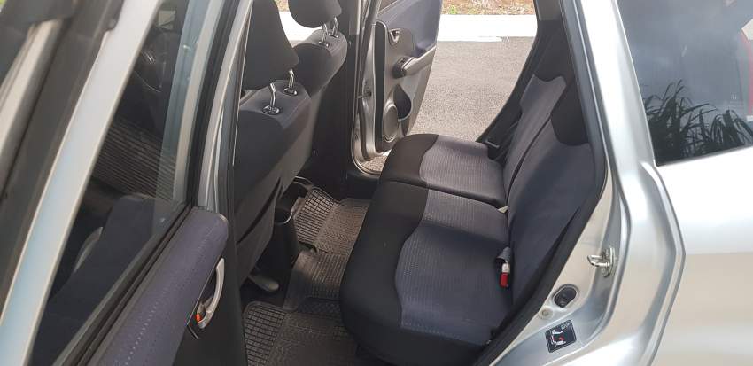 Honda fit - yr 08 - Automatic -1330cc- Call on 59010243 - 7 - Luxury Cars  on Aster Vender