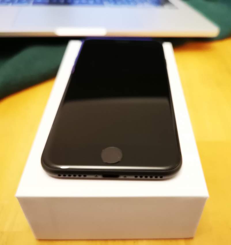 Iphone 8 - perfect condition - 1 - iPhones  on Aster Vender