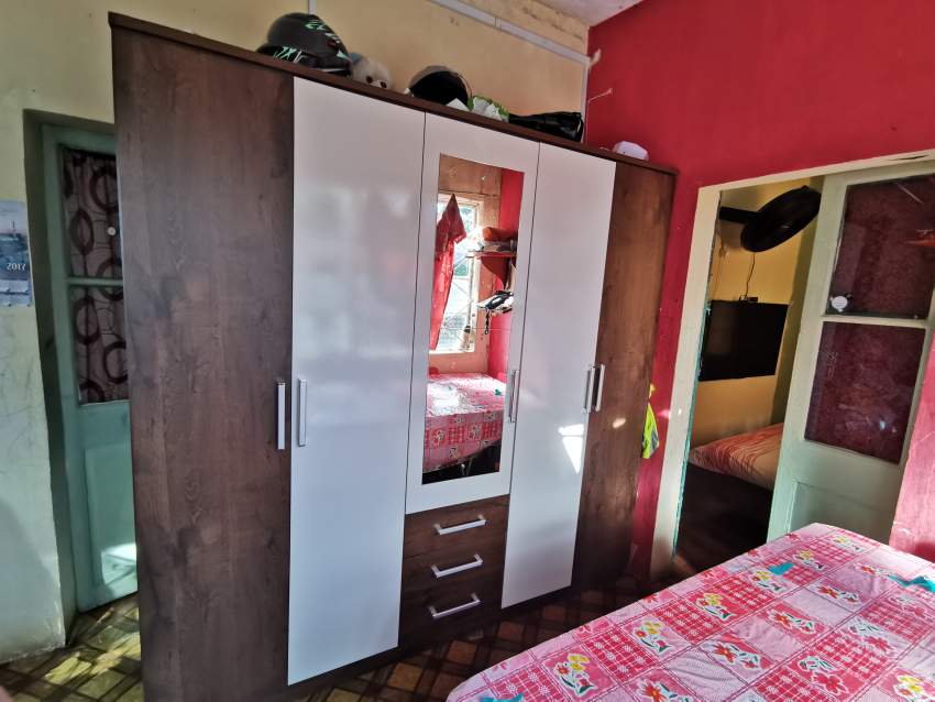 Bedroom Set - 2 - Bedroom Furnitures  on Aster Vender