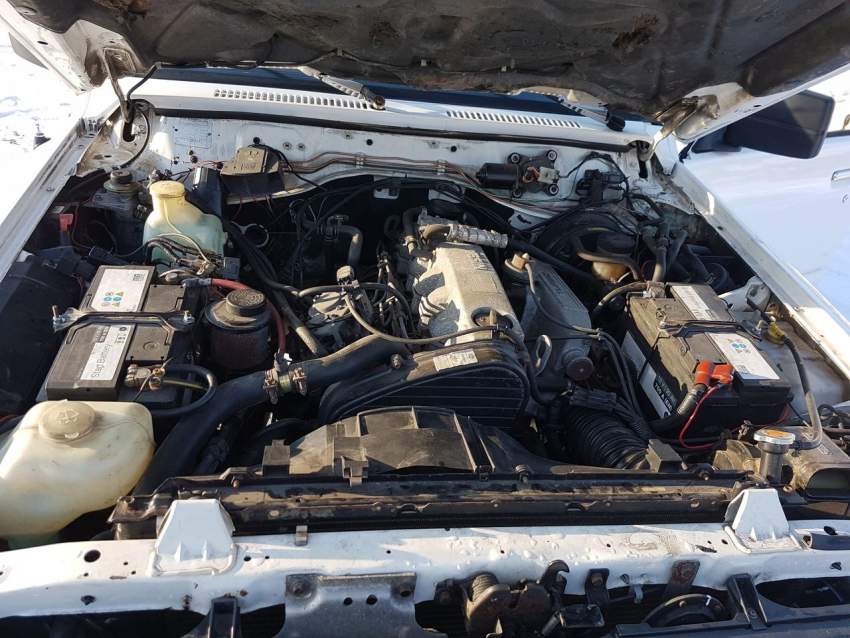 Nissan Patrol Y60 - 1 - Pickup trucks (4x4 & 4x2)  on Aster Vender