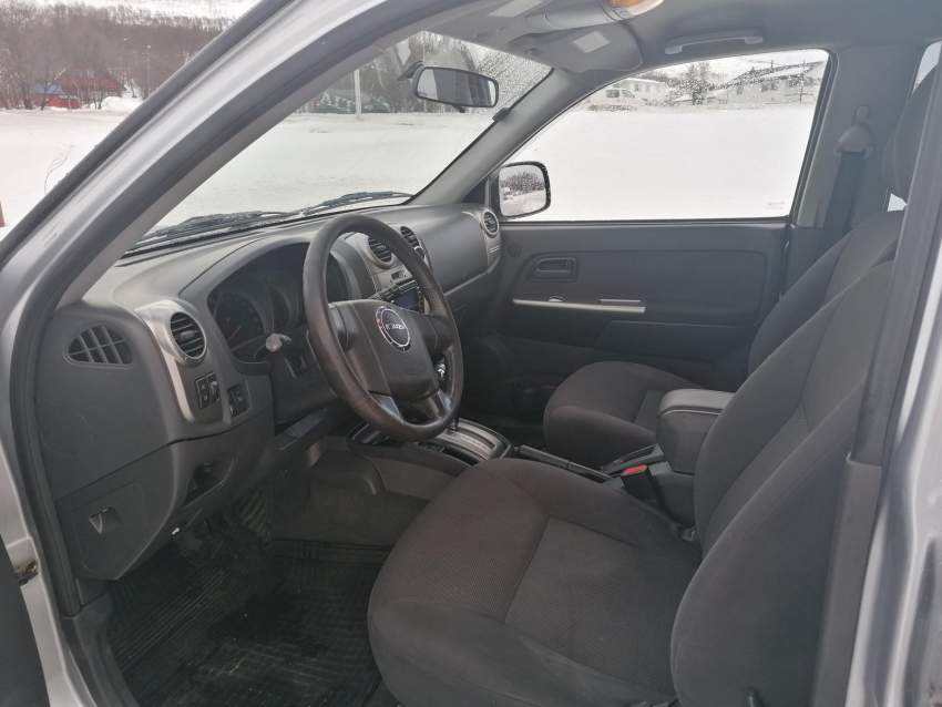 Isuzu Dmax 2,5td 100kw - 1 - Pickup trucks (4x4 & 4x2)  on Aster Vender