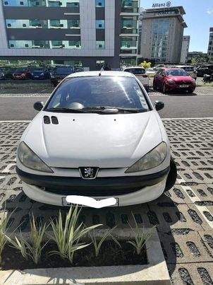 206 Peugeot année 2000 - 2 - Compact cars  on Aster Vender
