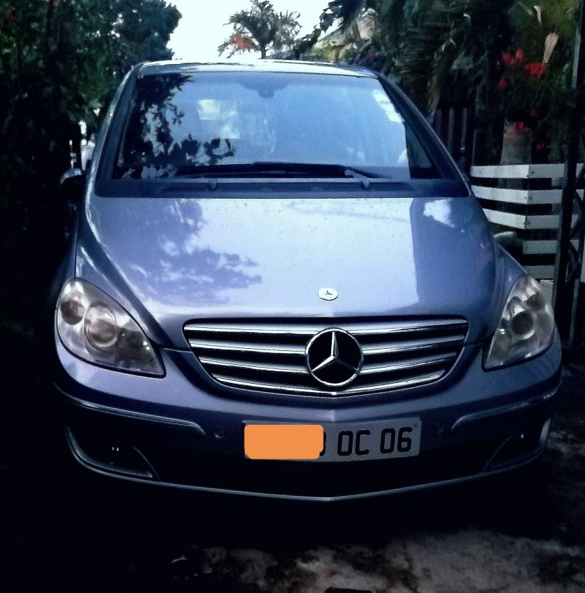 Mercedes Benz B150 - 4 - Family Cars  on Aster Vender