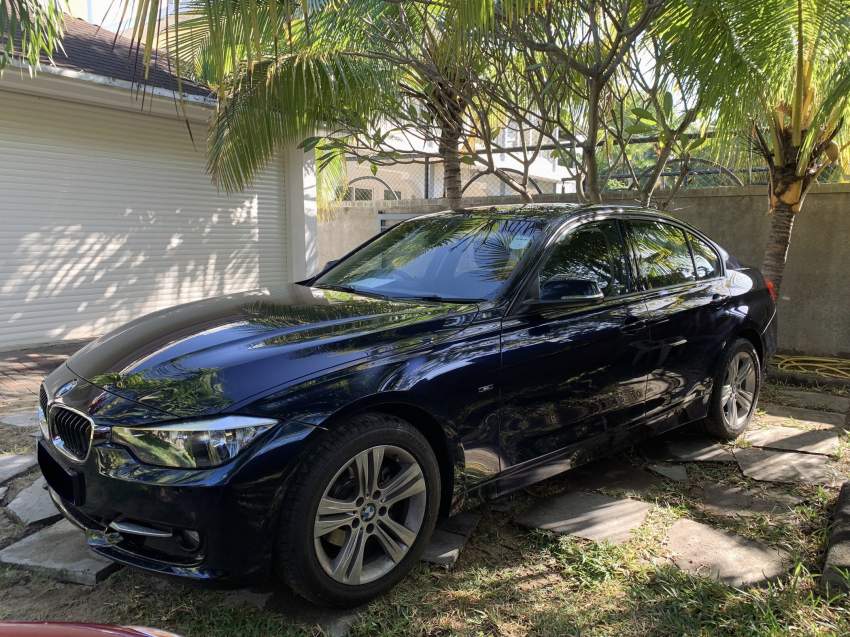 BMW 320i (F30) Sport Line 2L T - 5 - Luxury Cars  on Aster Vender