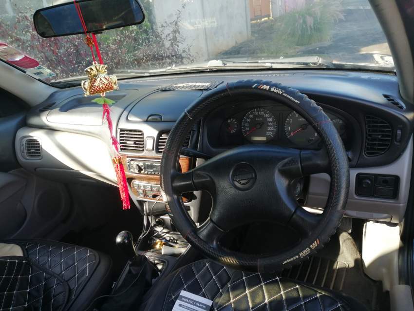 A vendre voiture Nissan n16  - 4 - Family Cars  on Aster Vender