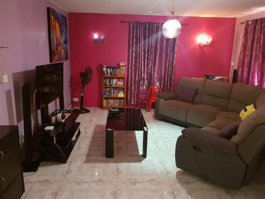 House for sale in the posh area of Vieux Quatre-Bornes  - 2 - House  on Aster Vender