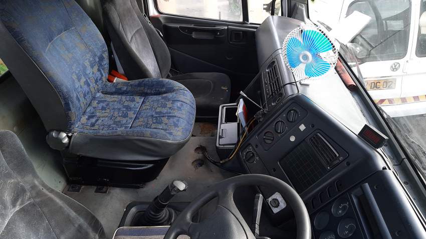 CAMION PORTEUR D'EAU - 1 - Other heavy trucks  on Aster Vender