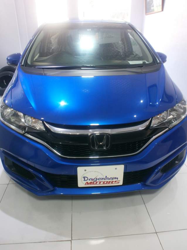 HONDA FIT  YR JUNE 2018 - 0 - Family Cars  on Aster Vender