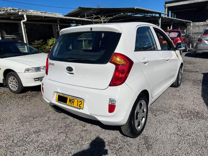 Kia Picanto Year 12 - 5 - Compact cars  on Aster Vender