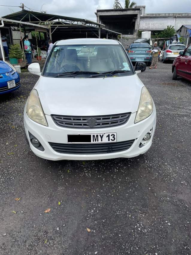 Suzuki Swift Desire YR 13  - 2 - Compact cars  on Aster Vender