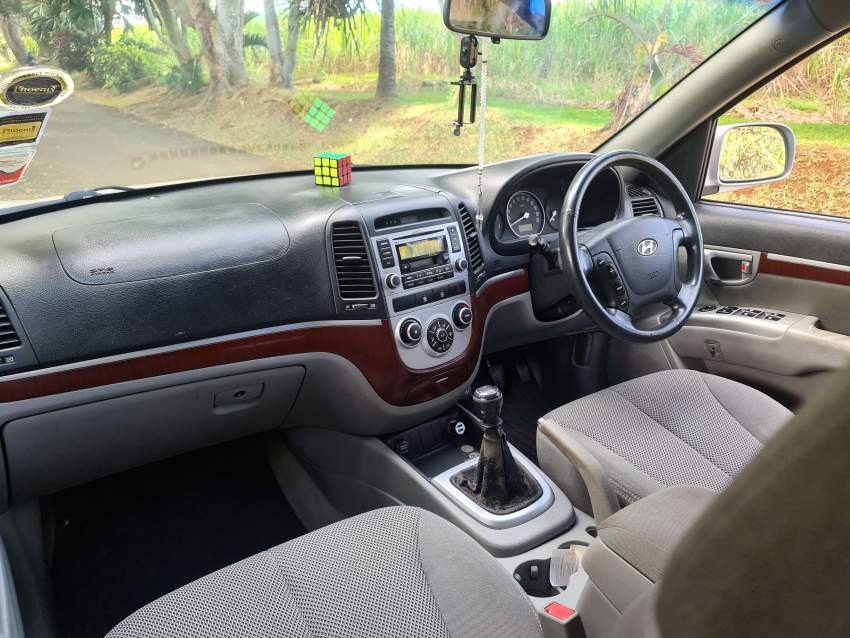 Hyundai santa fe  - 7 - SUV Cars  on Aster Vender