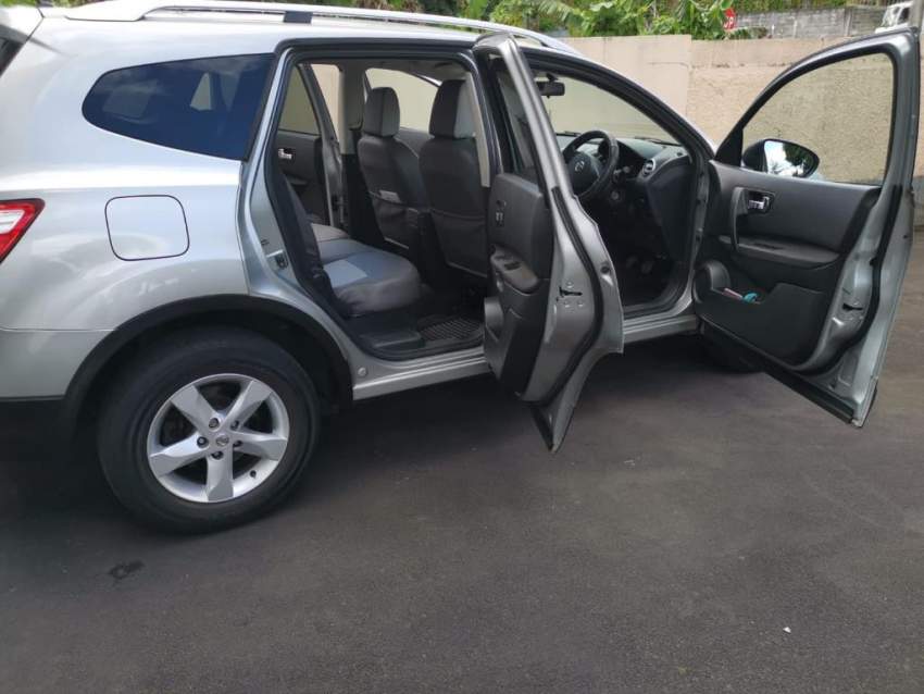 Nissan Qashqai +2  - 0 - SUV Cars  on Aster Vender