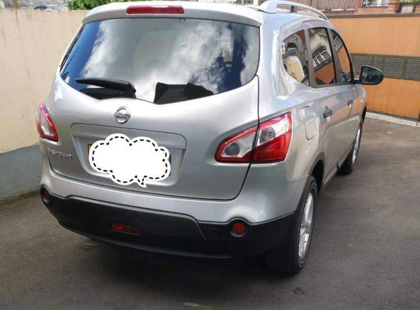 Nissan Qashqai +2  - 8 - SUV Cars  on Aster Vender
