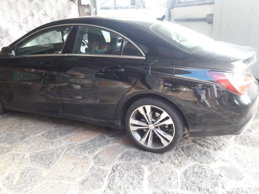 Mercedes-Benz CLA 200 - 1 - Luxury Cars  on Aster Vender