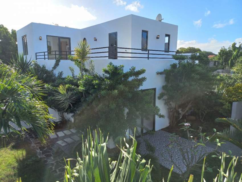 HOUSE FOR SALE  at GRAND GAUBE MELVILLE - 0 - House  on Aster Vender