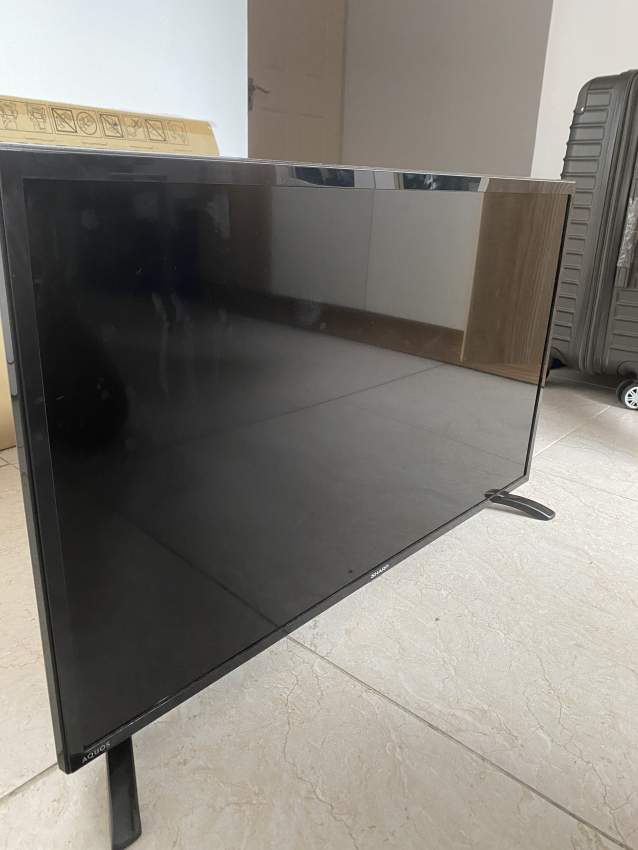 32 inches Sharp Aquos LED TV - 0 - All electronics products  on Aster Vender