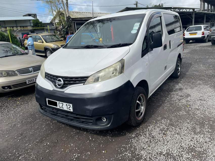 Nissan NV200 YR 12  - 5 - Cargo Van (Delivery Van)  on Aster Vender