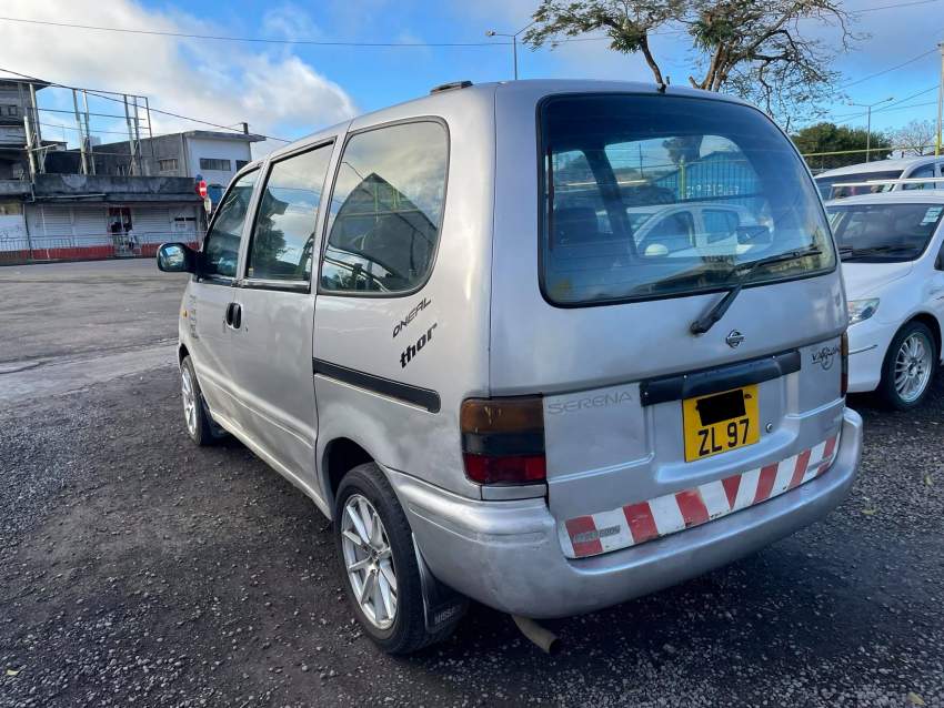 Nissan Serena YR 97  - 5 - Cargo Van (Delivery Van)  on Aster Vender