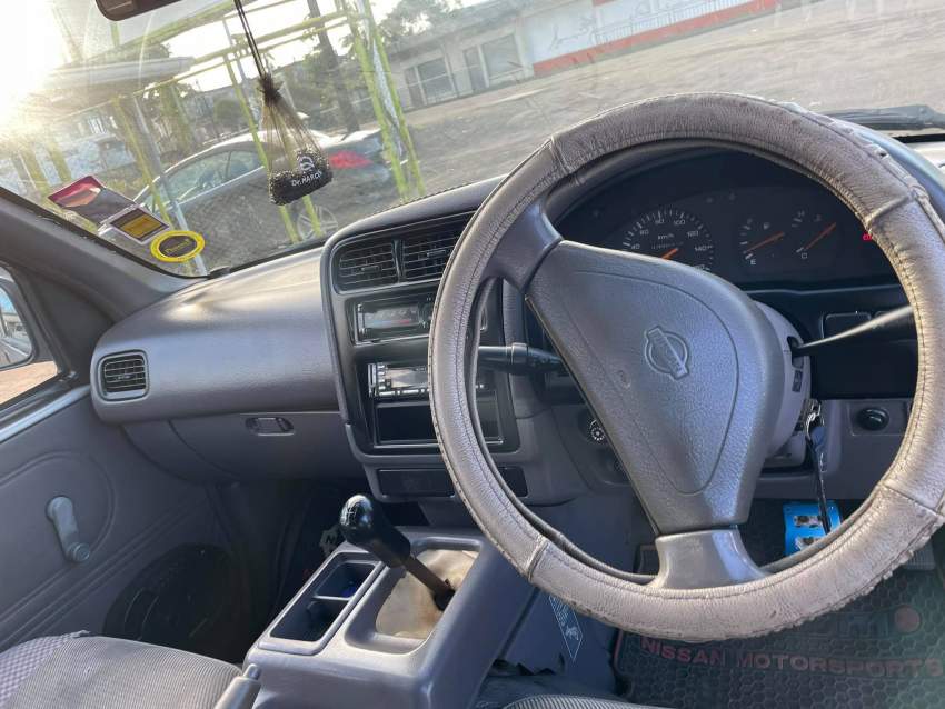 Nissan Serena YR 97  - 4 - Cargo Van (Delivery Van)  on Aster Vender