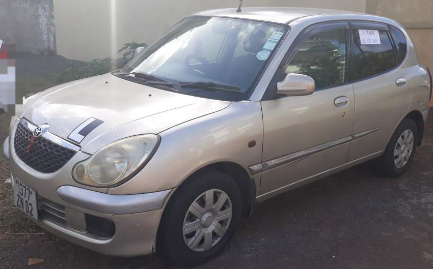 Toyota Duet - 5 - Family Cars  on Aster Vender