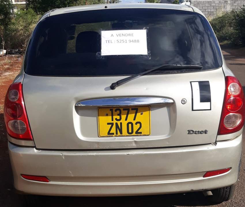 Toyota Duet - 6 - Family Cars  on Aster Vender