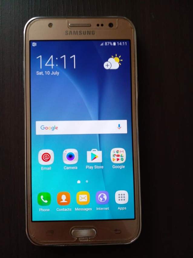 Samsung J5 2015 - dual SIM - 6 - Galaxy J Series  on Aster Vender