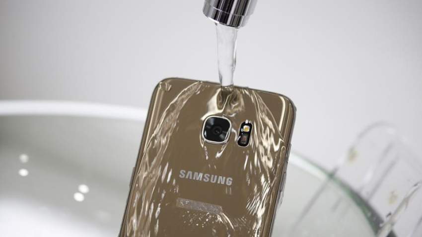 SAMSUNG GALAXY S7 - PLATINUM GOLD - 4GB RAM -32GB - 0 - Galaxy S Series  on Aster Vender