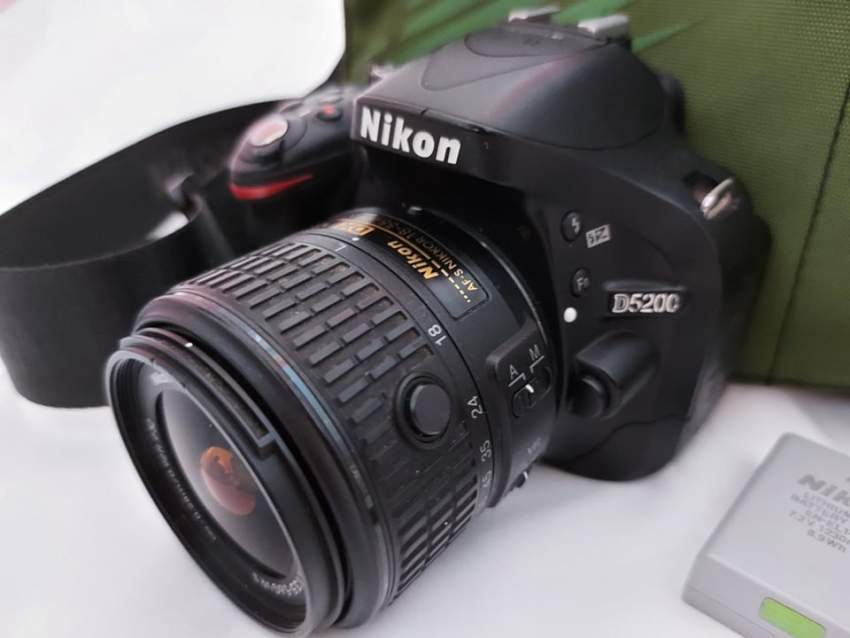 Professional camera Nikon D5200 - 1 - All electronics products  on Aster Vender