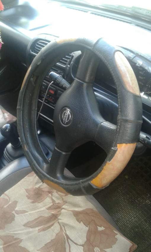 Nissan primera - 2 - Compact cars  on Aster Vender