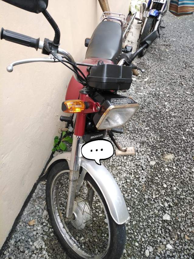 Motorcycle  - 1 - Roadsters  on Aster Vender