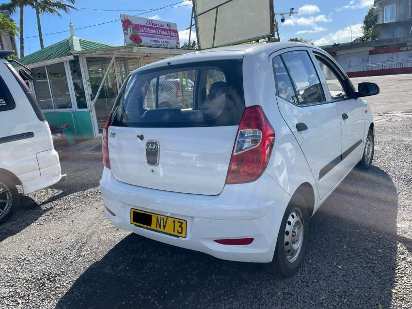 Hyundai I10 year 13 - 3 - Compact cars  on Aster Vender