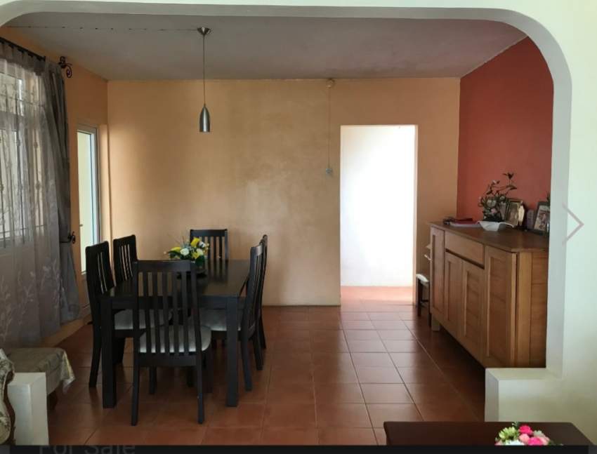 House for sale - 2 - House  on Aster Vender