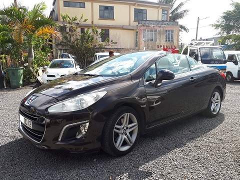 Peugeot 308 Yr 2012  - 4 - Sport Cars  on Aster Vender