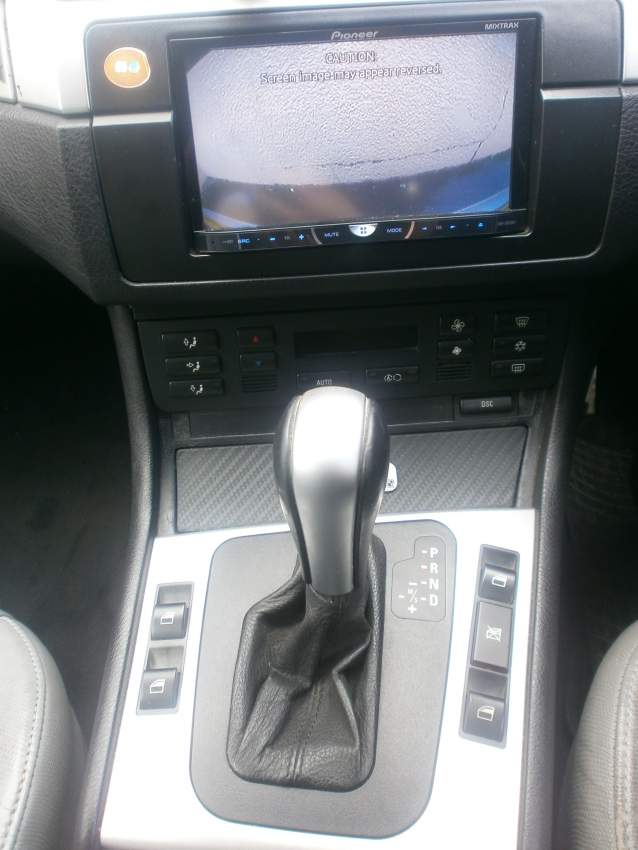 BMW 318 I - 2 - Family Cars  on Aster Vender