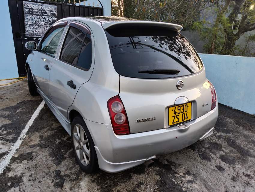 Nissan March SR - 1 - Compact cars  on Aster Vender