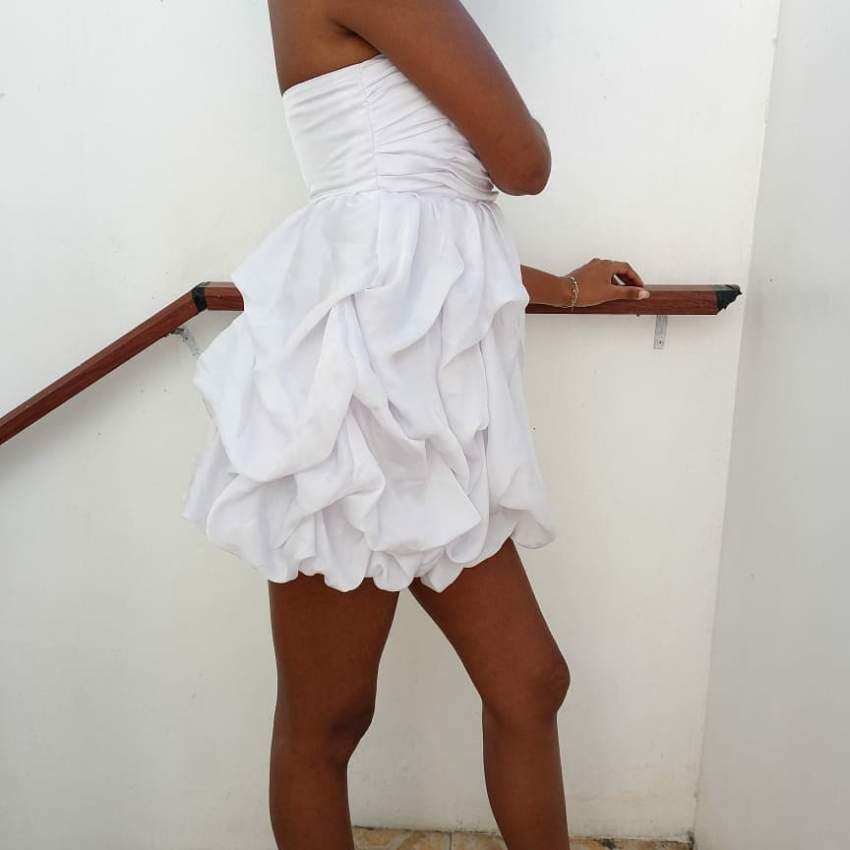 Robe de soirée  - 1 - Dresses (Women)  on Aster Vender