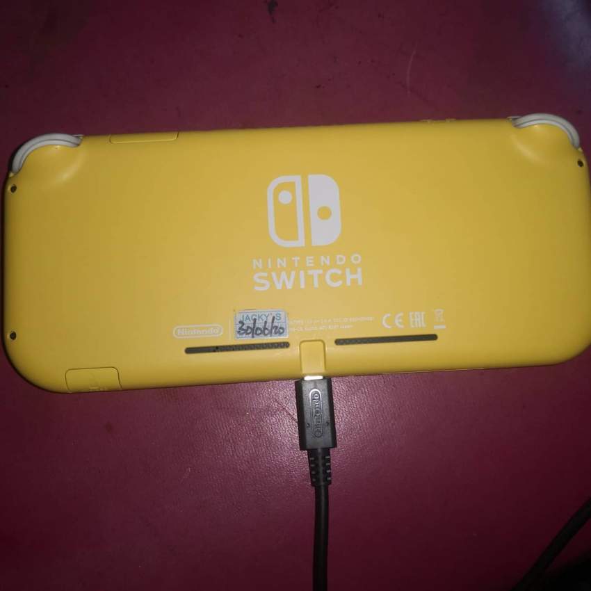 Nintendo switch lite  - 2 - Nintendo Switch  on Aster Vender