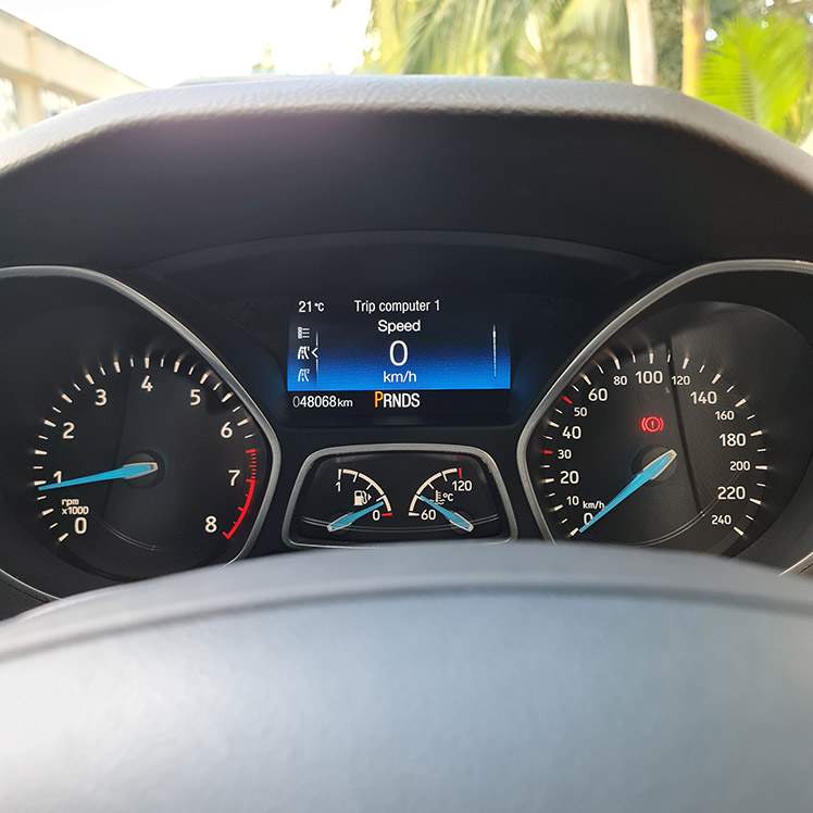 FORD FOCUS TITATNIUM ST LINE - 6 - Luxury Cars  on Aster Vender