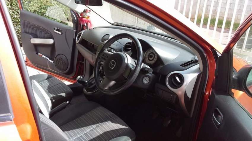 Mazda Demio 2010 - 4 - Compact cars  on Aster Vender