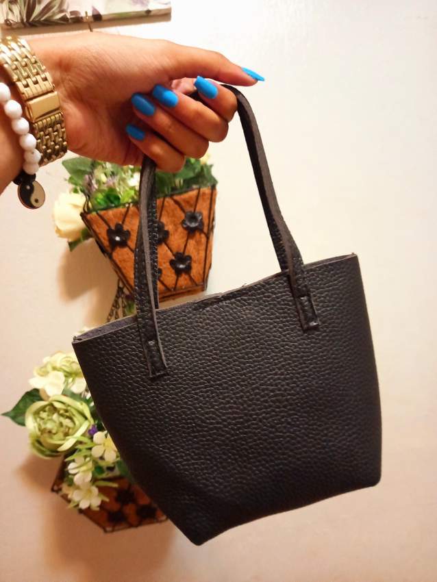 Mini Black Bag  - 0 - Others  on Aster Vender