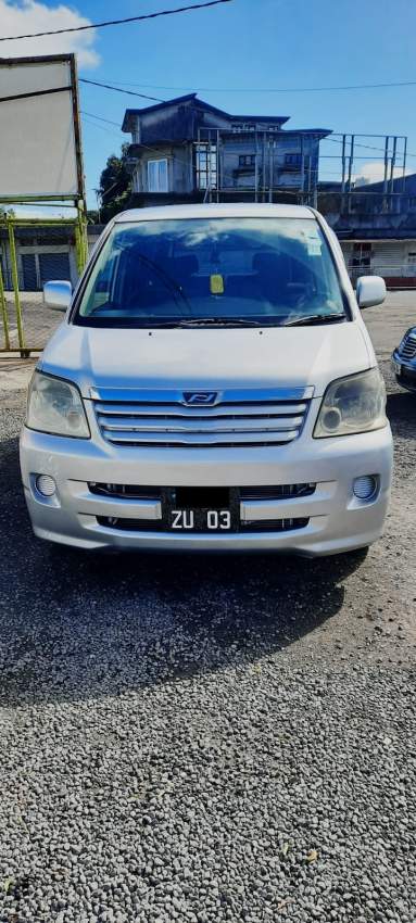 Toyota noah year 03 - 5 - Family Cars  on Aster Vender