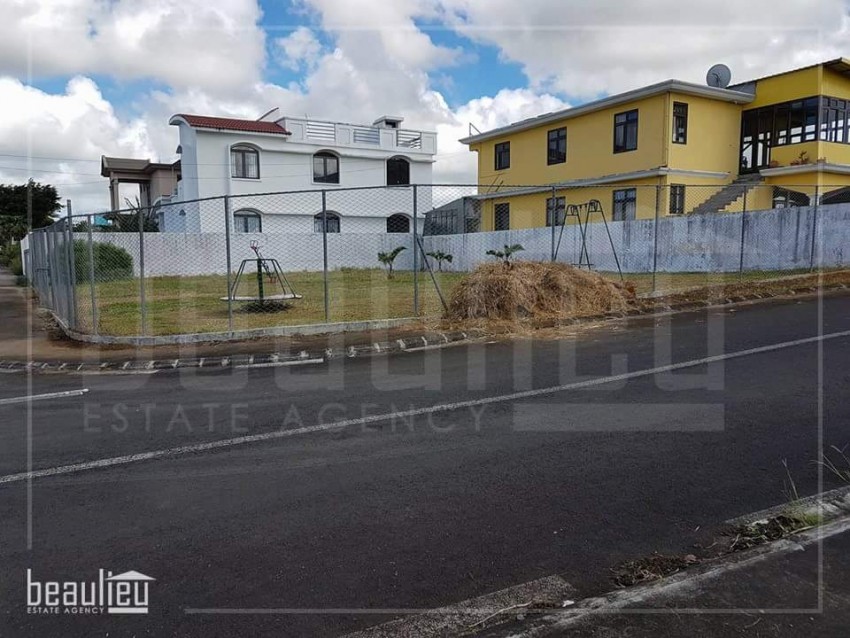 ** 7 Perches Residential land in New Grove,  Deux Bras * *     - 2 - Land  on Aster Vender