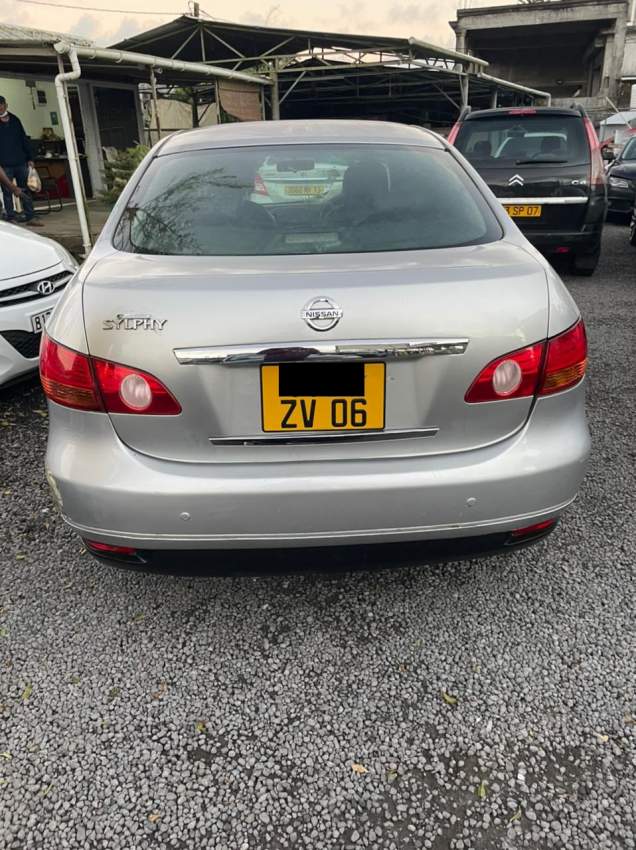 Nissan Bluebird sylphy Year 06 - 6 - Family Cars  on Aster Vender