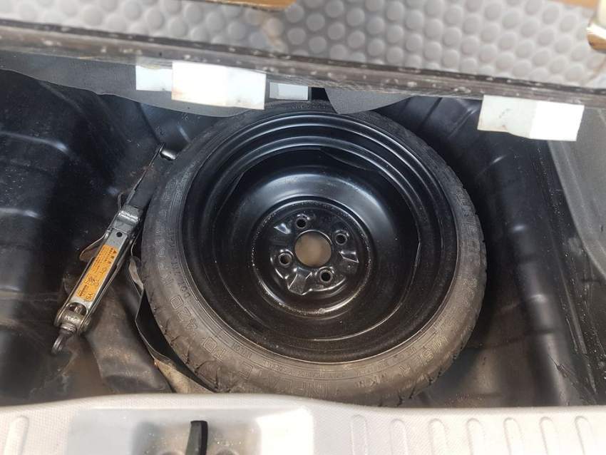 Nissan March  - 0 - Compact cars  on Aster Vender