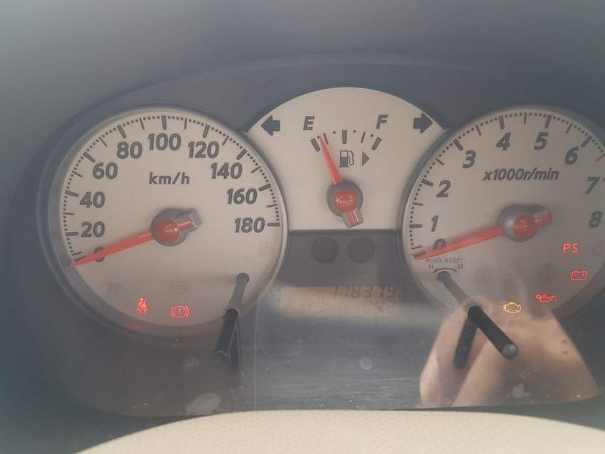 Nissan March  - 3 - Compact cars  on Aster Vender