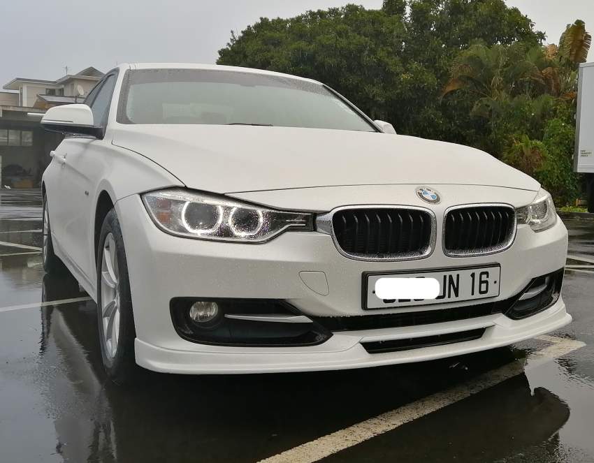 BMW 320i ED 2016 53,000kms @ Rs 950,000 Neg. Tel 5915-2380 - 0 - Luxury Cars  on Aster Vender