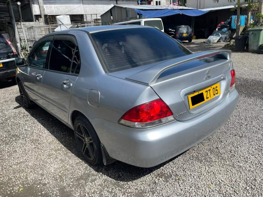 Mitsubishi Lancer Year 05  - 2 - Family Cars  on Aster Vender