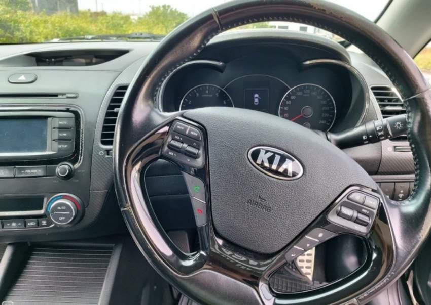 Kia Cerato  - 2 - Family Cars  on Aster Vender