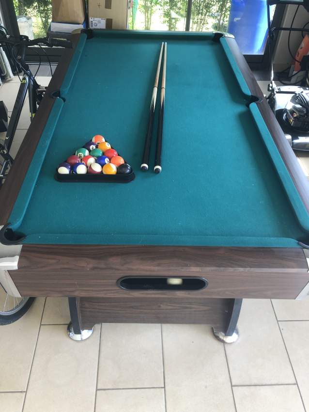 Billard table - 2 - Billiards  on Aster Vender