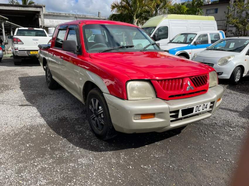 2x4 Mitsubishi L200 Year 04  - 3 - Pickup trucks (4x4 & 4x2)  on Aster Vender